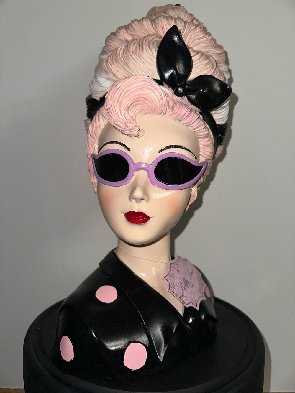 Pink Cat-Eye Sunglasses Headband Decorative Bust
Halloween